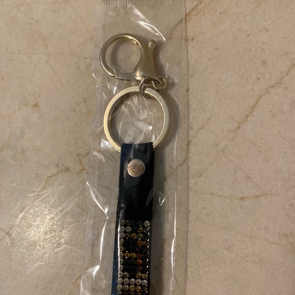 Beaded Keychain Accessory - Picture 6 of 6